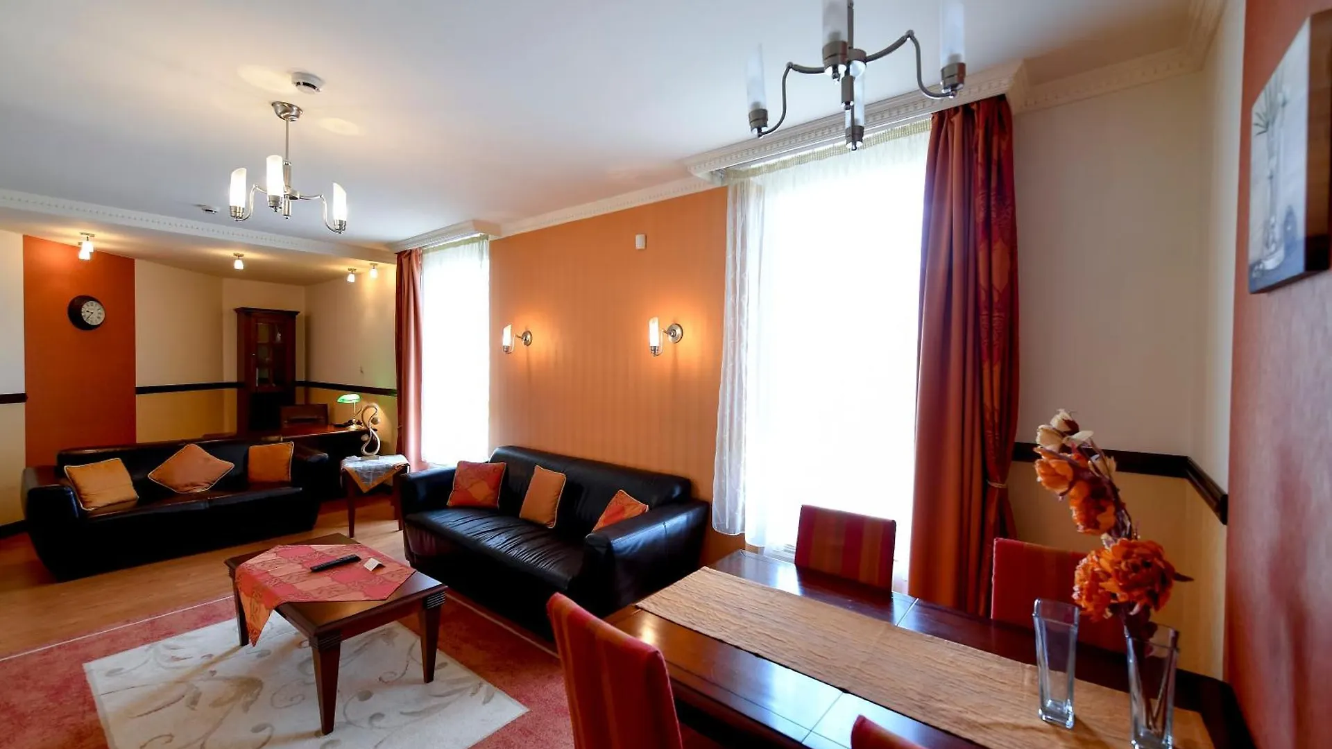 Campus Hotel ديبريتْسين